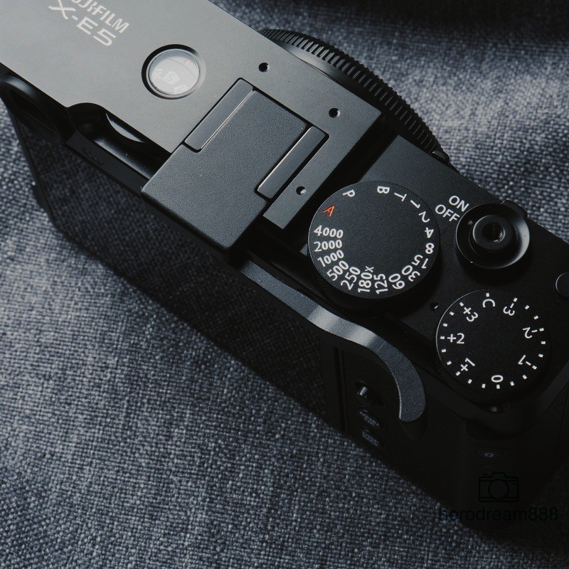 Hot Shoe Thumb Up Grip for Fujifilm XE5 X-E5 Camera Support Aluminum Handle New