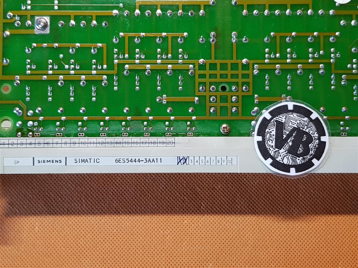 Siemens 6ES5444-3AA11 / Simatic S5 Digital Output