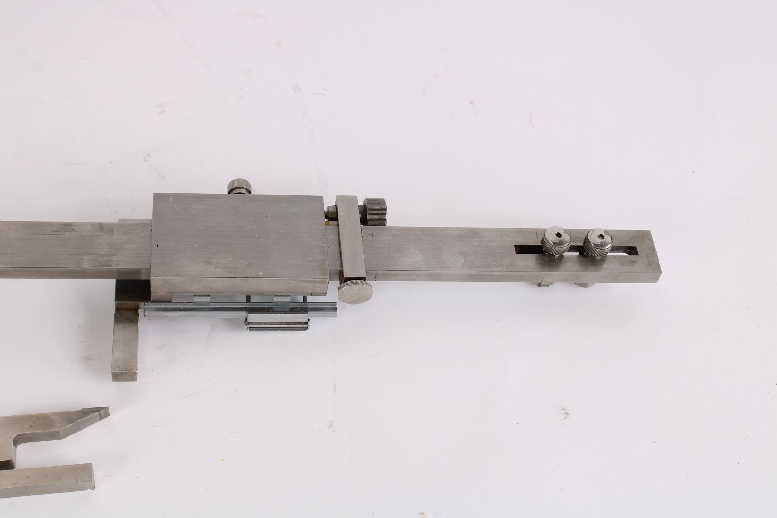 Mitutoyo 0-12" 0-30 Cm Stainless Steel Caliper