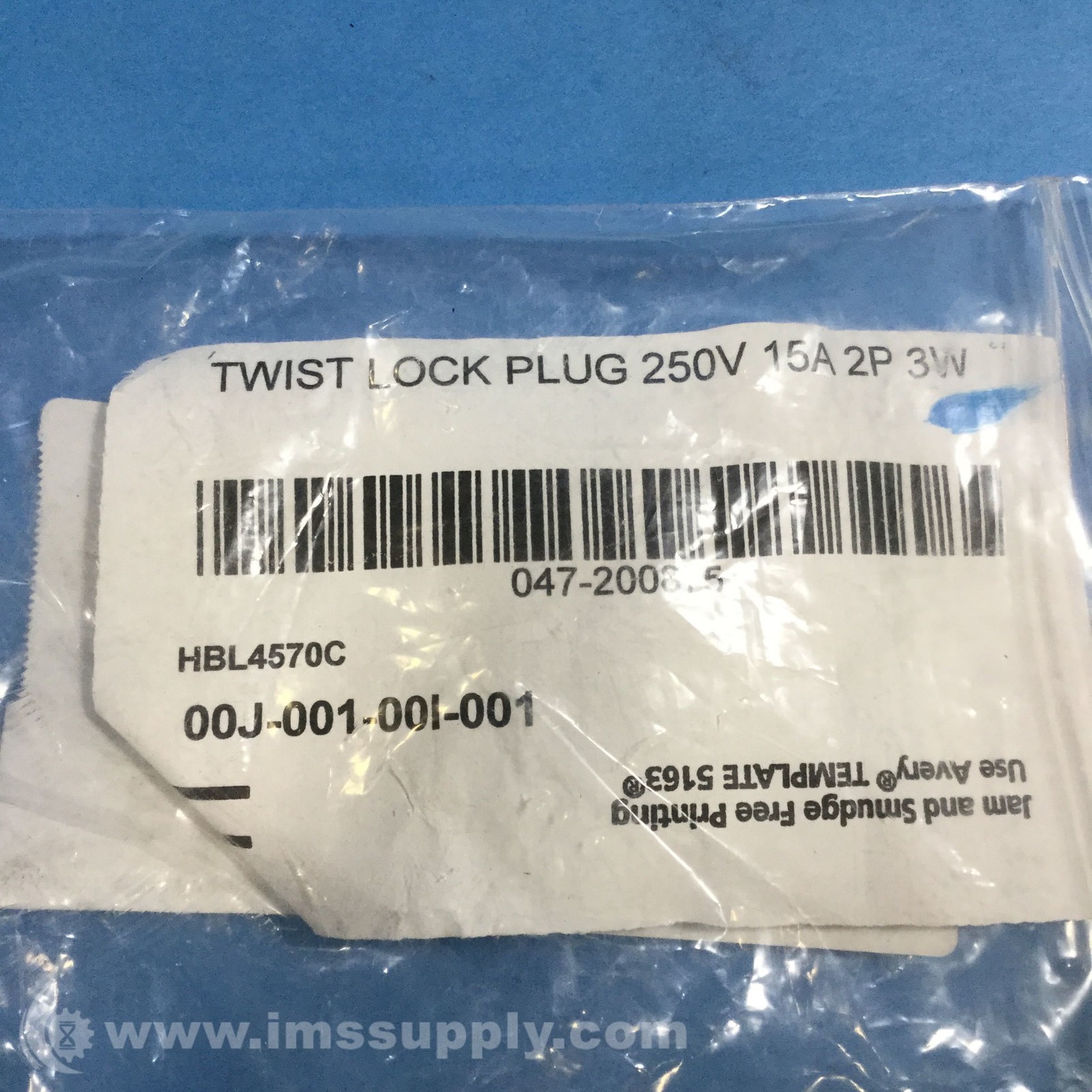 Hubbell HBL4570C Locking Plug FNIP