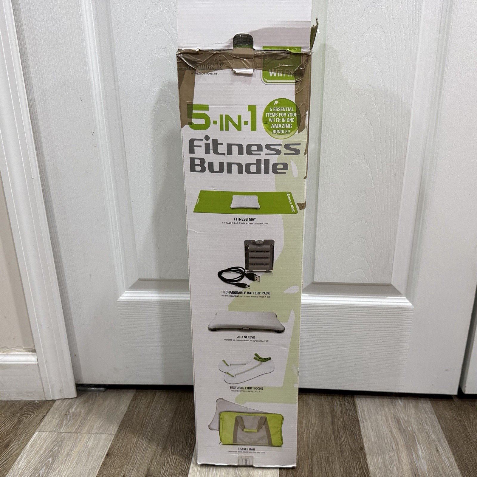 Wii Fit 5 In 1 Fitness Bundle MISSING 2 PCs-Includes Mat, Cover, Bag-never open