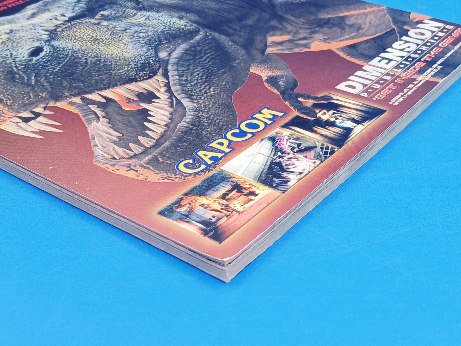 Dino Crisis Dimension Official Strategy Guide Playstation 1_.....