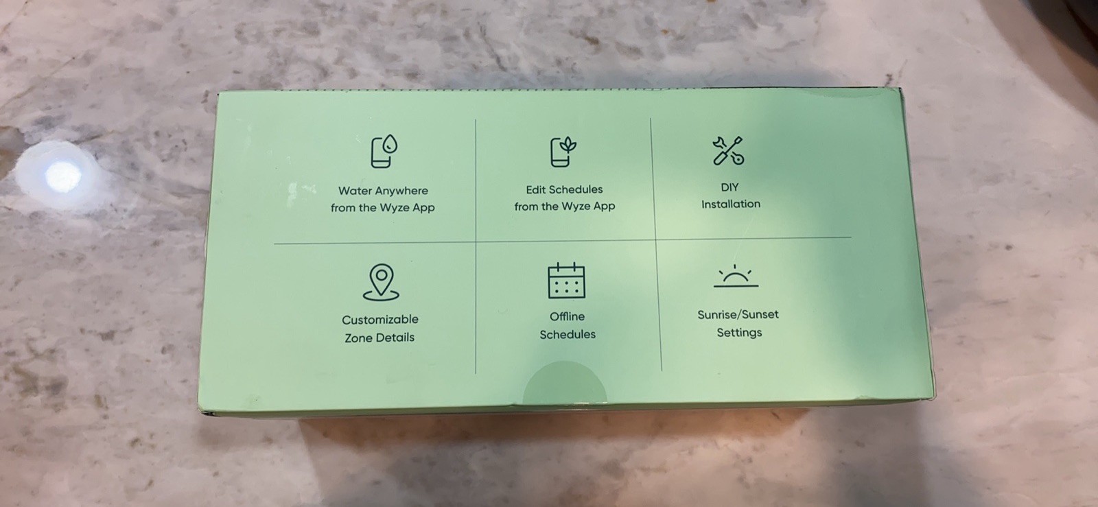 Wyze Sprinkler 8-Zone Irrigation Controller App Control Wi-Fi/Bluetooth WSPRK1