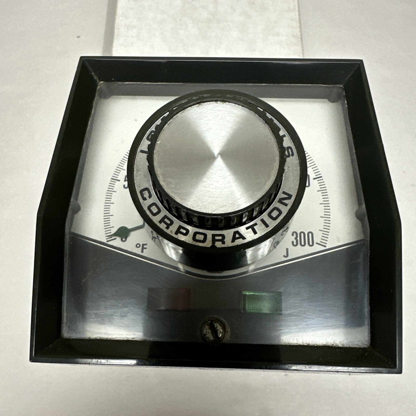 Love Controls,290-83-1,Model 50 Temp Controller 0-300 Degrees