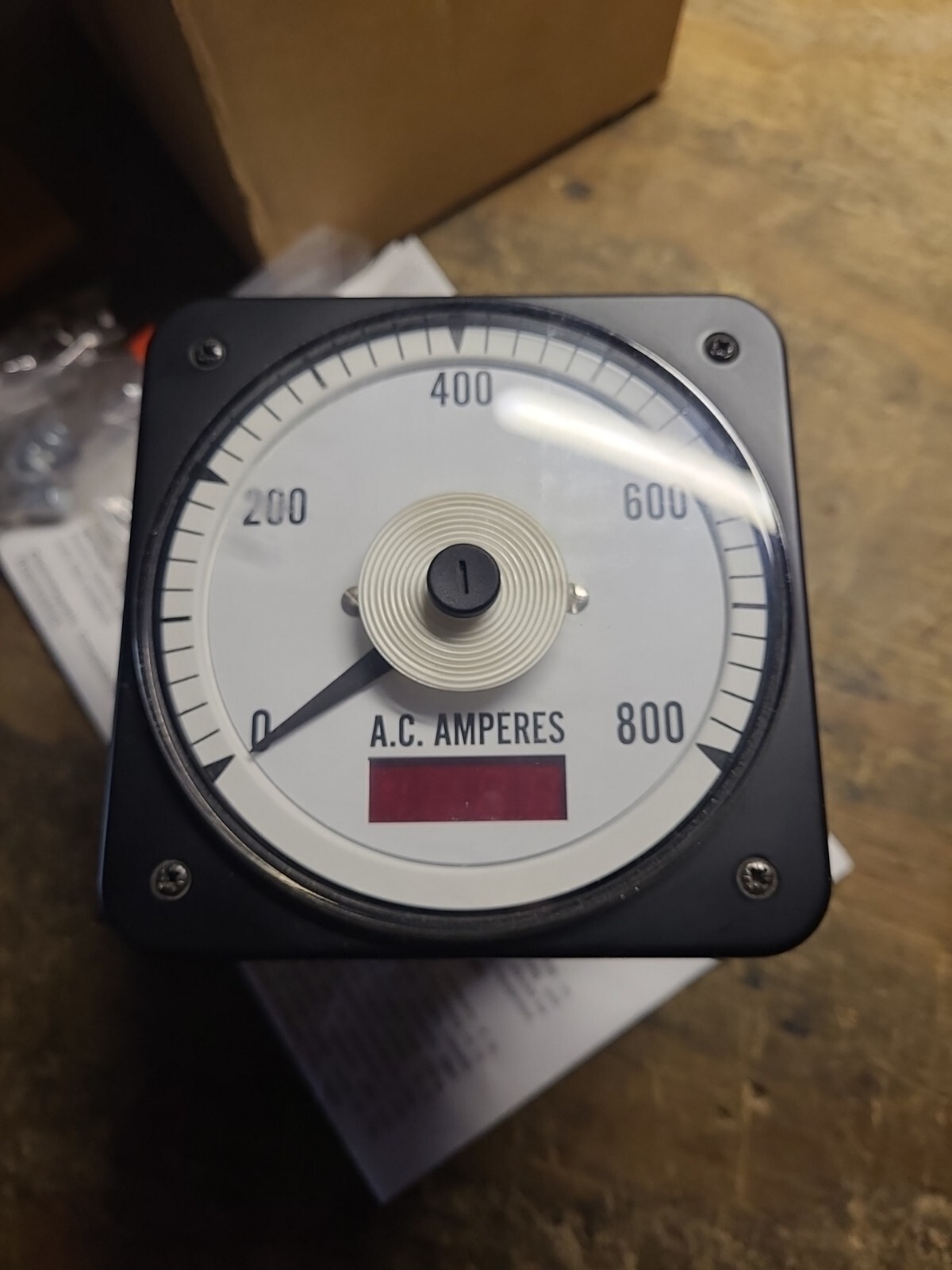 Crompton 077-DIBA-LSSN...800 AMP A.C. PANEL METER..120VAC..USED..TESTED...