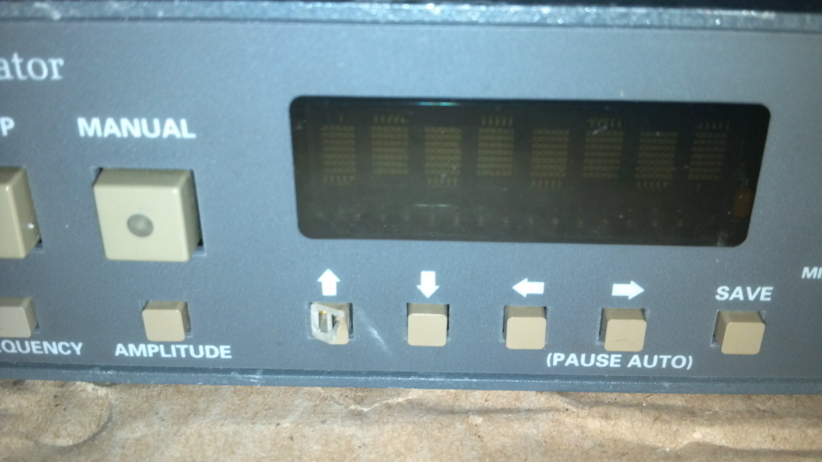 TEKTRONIX ASG 140 AUDIO SIGNAL GENERATOR