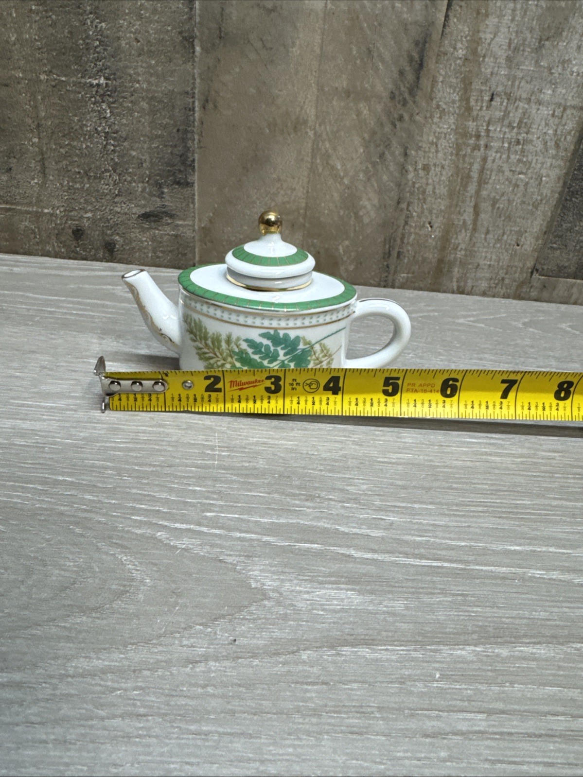 Oriental Little Tea Pot- White, Green w/ Gold Accent | Houseware/Home Decor