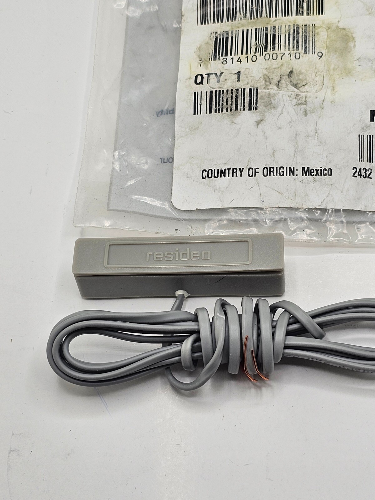 Resideo 4939SN-GY Honeywell Home V-Plex Surface Mount Contact With Cover Grey