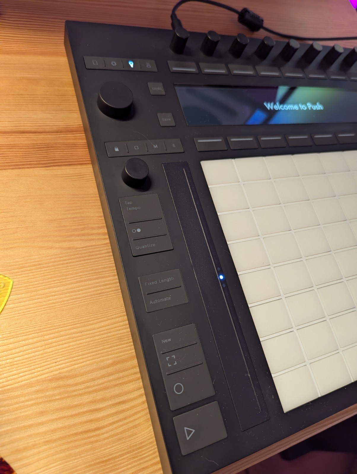 Ableton Push 3 Standalone – Mint Condition (Original Box & Accessories)