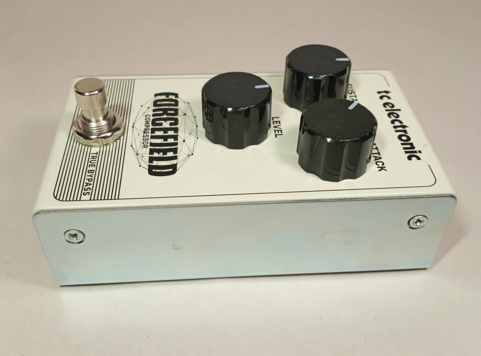 TC Electronic Forcefield Compressor Sustainer True Bypass Guitar Effect Pedal
