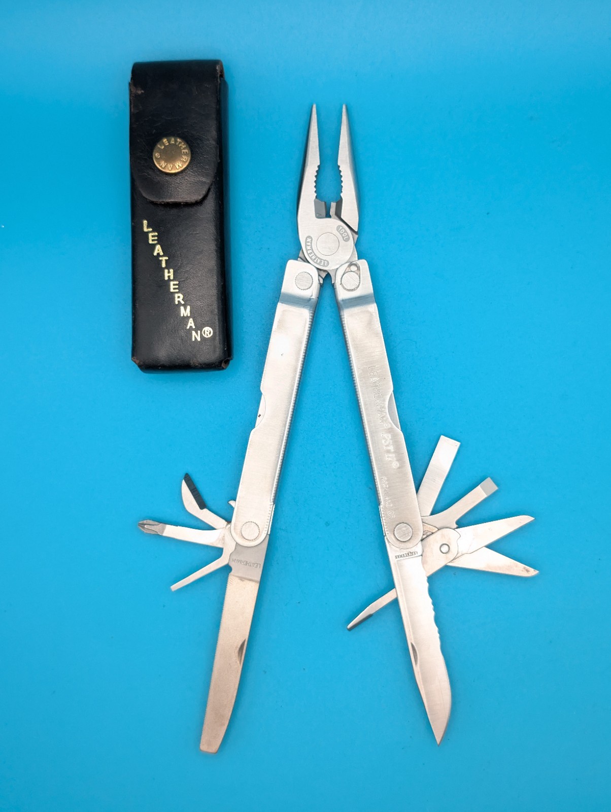 Leatherman PST 2 Multi Tool! 06/02 date stamp! Fast Shipping! With Sheath!