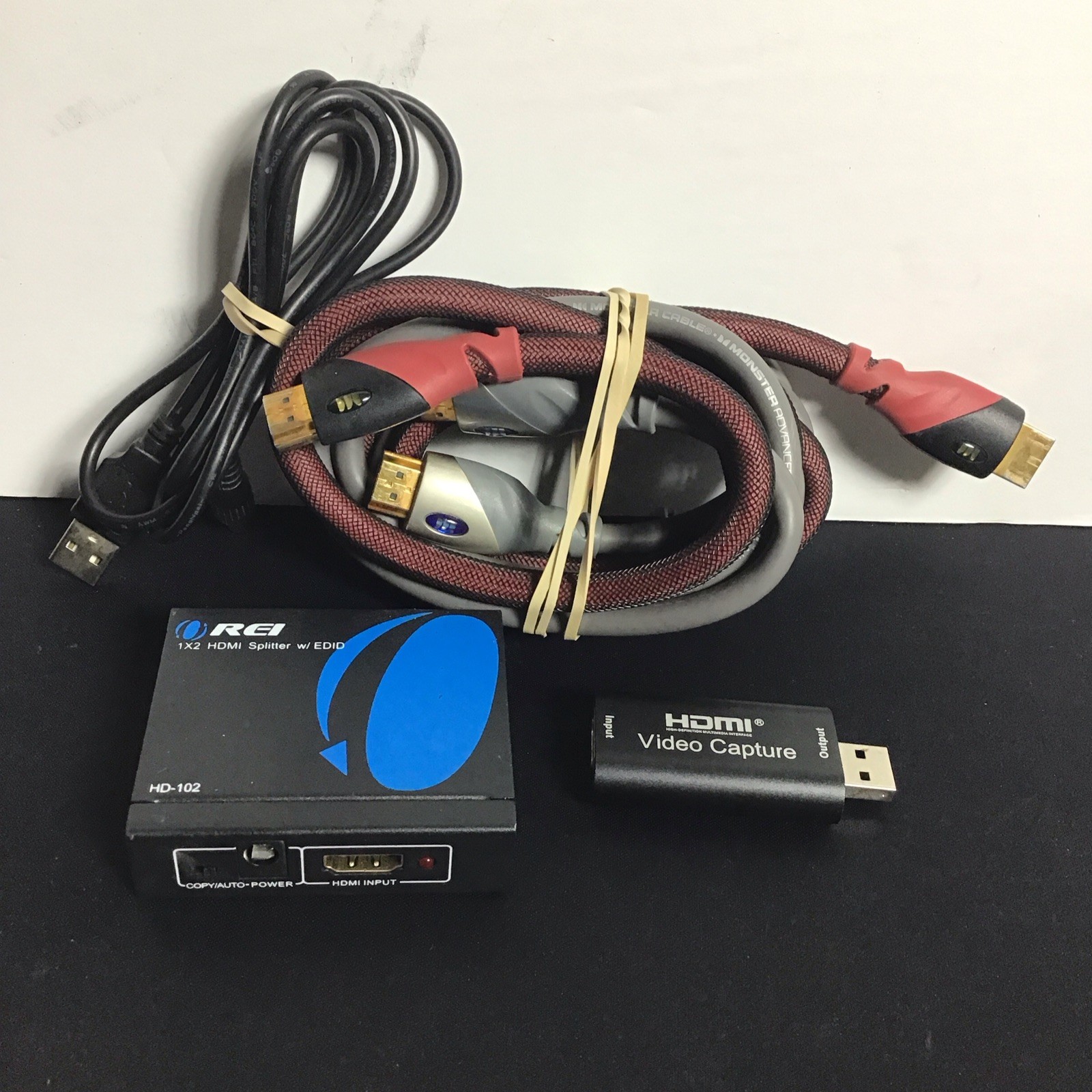 HDMI Splitter Video Capture Card Two 4’ Foot Monster Highspeed Cables