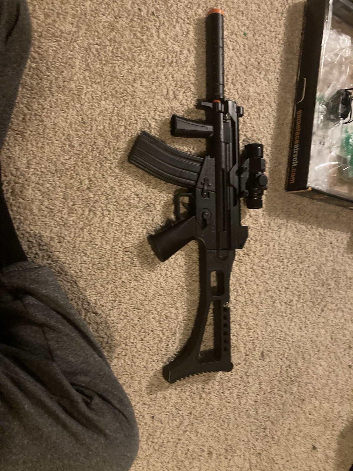 Airsoft Gun