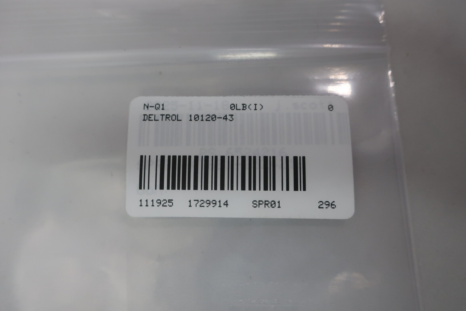 Deltrol 10120-43 Single Direction Needle Valve 1/4in