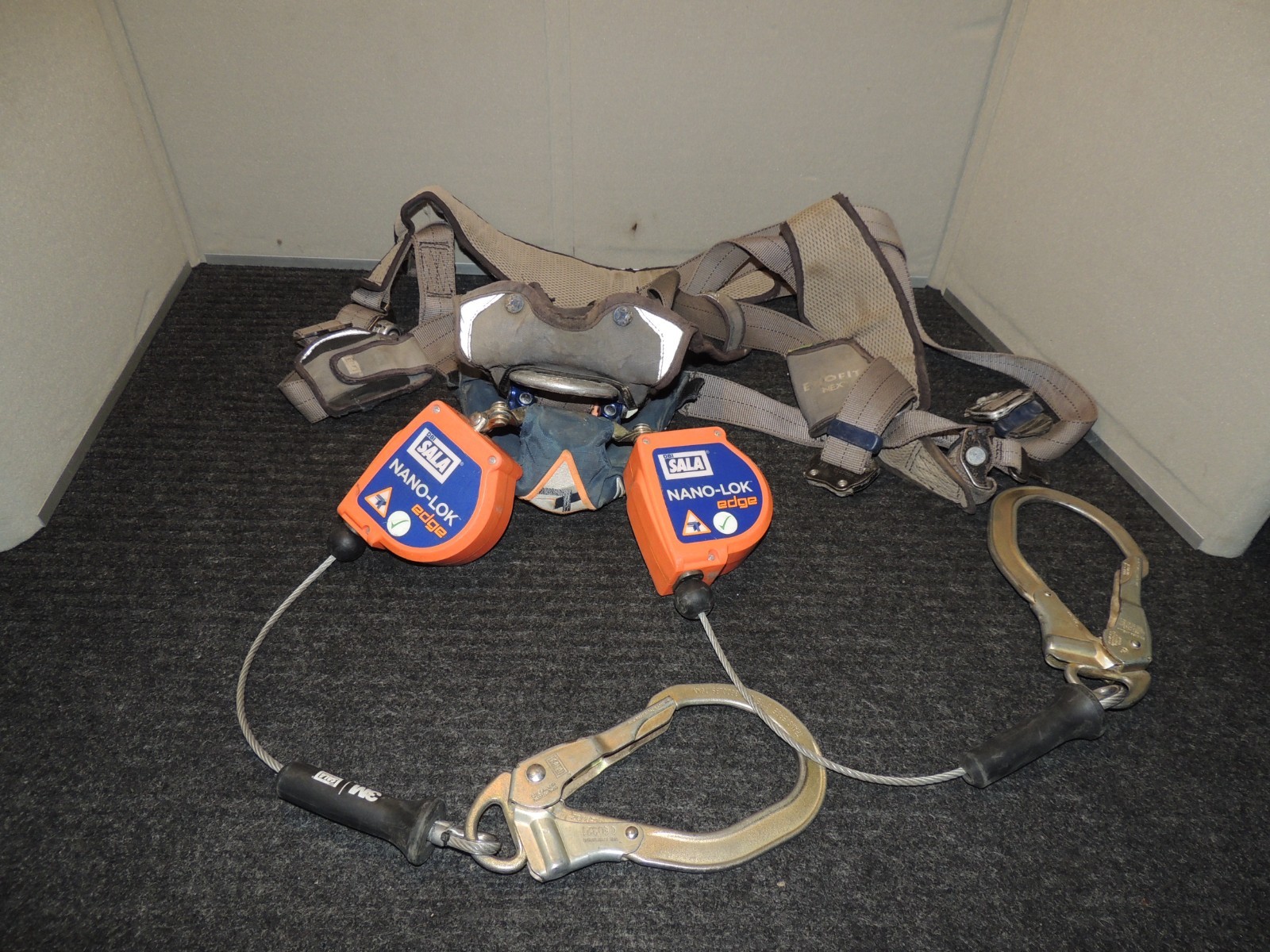 3M DBI Sala Nano-Lok Edge 8ft Self Retracting Lifeline ExoFit Harness 3500227 Lg