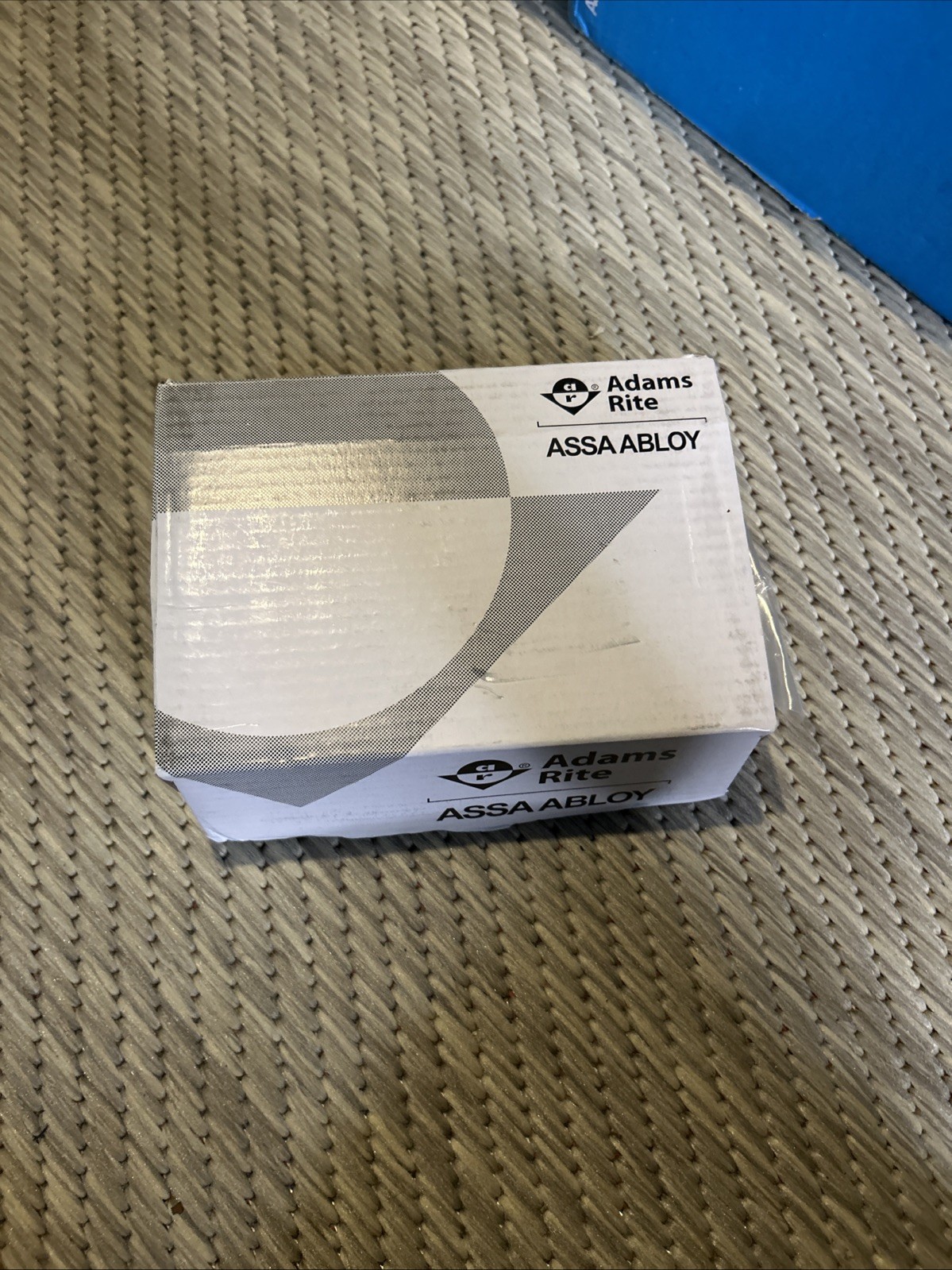 ASSA ABLOY 4591-01-00-628 Paddle Operator Pull to Left New Open Box