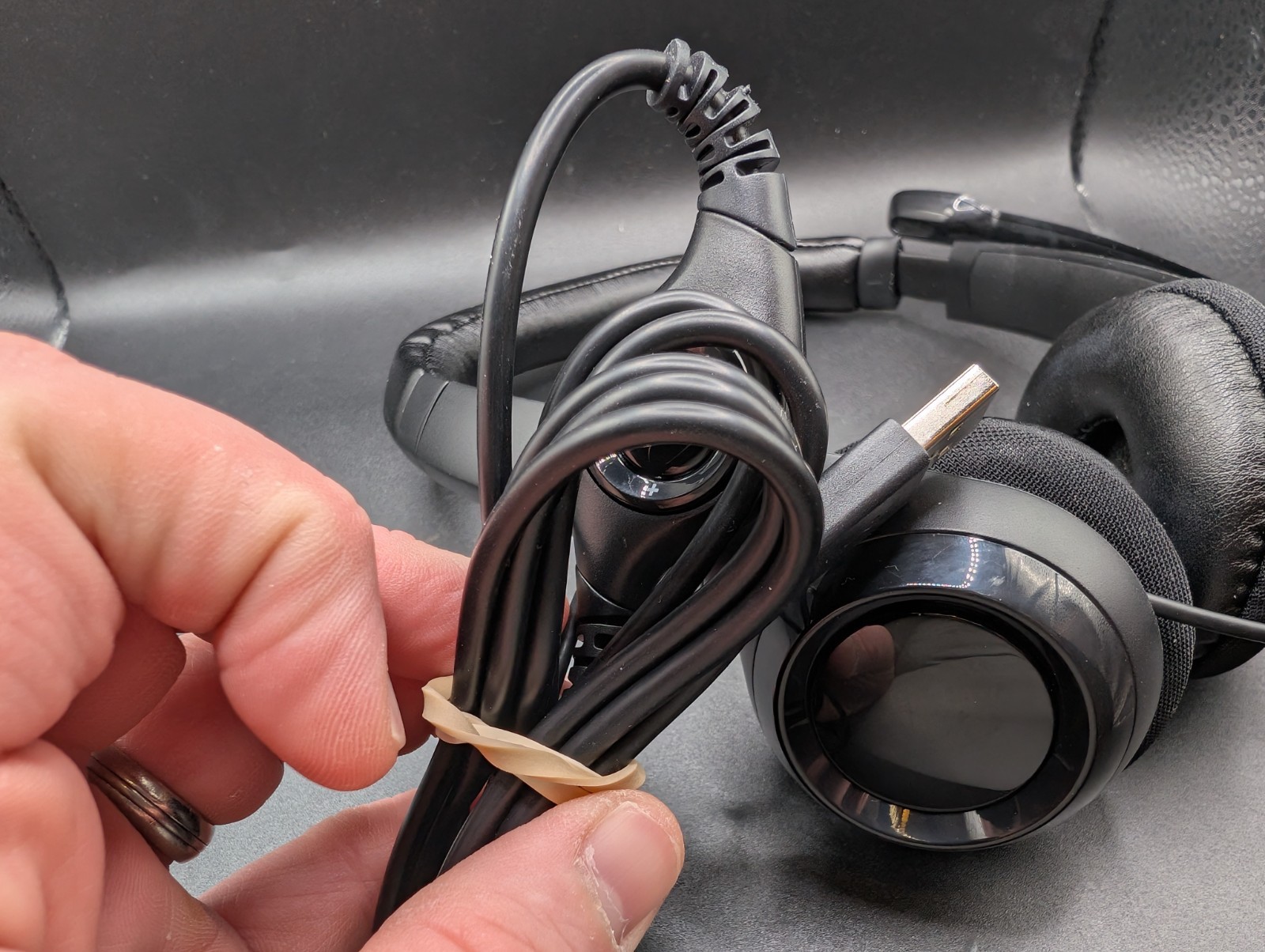Logitech H390 ClearChat Comfort Black USB Headset With Adustable Boom Microphone