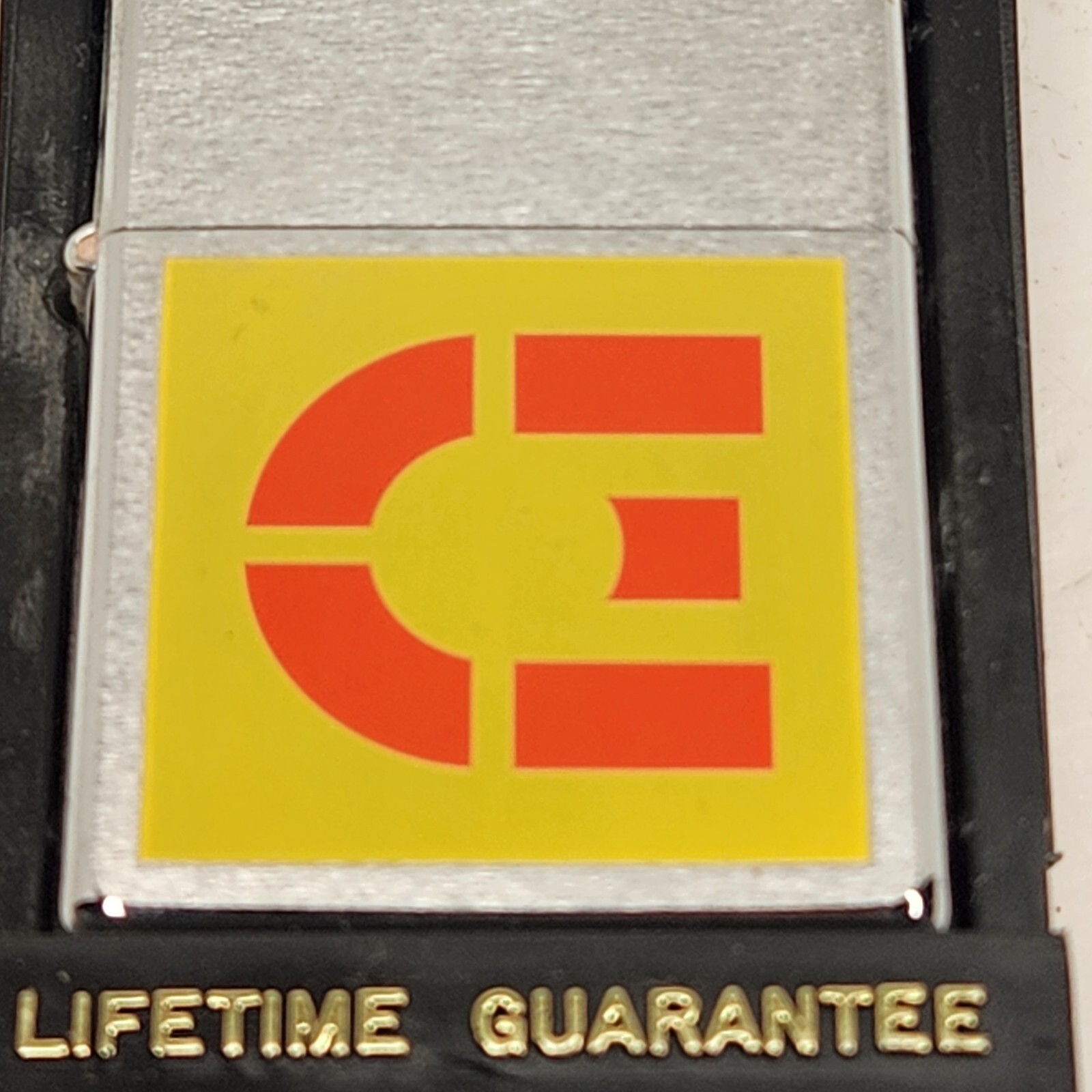 1998 Zippo Lighter Custom Brand Yellow Red C E - New