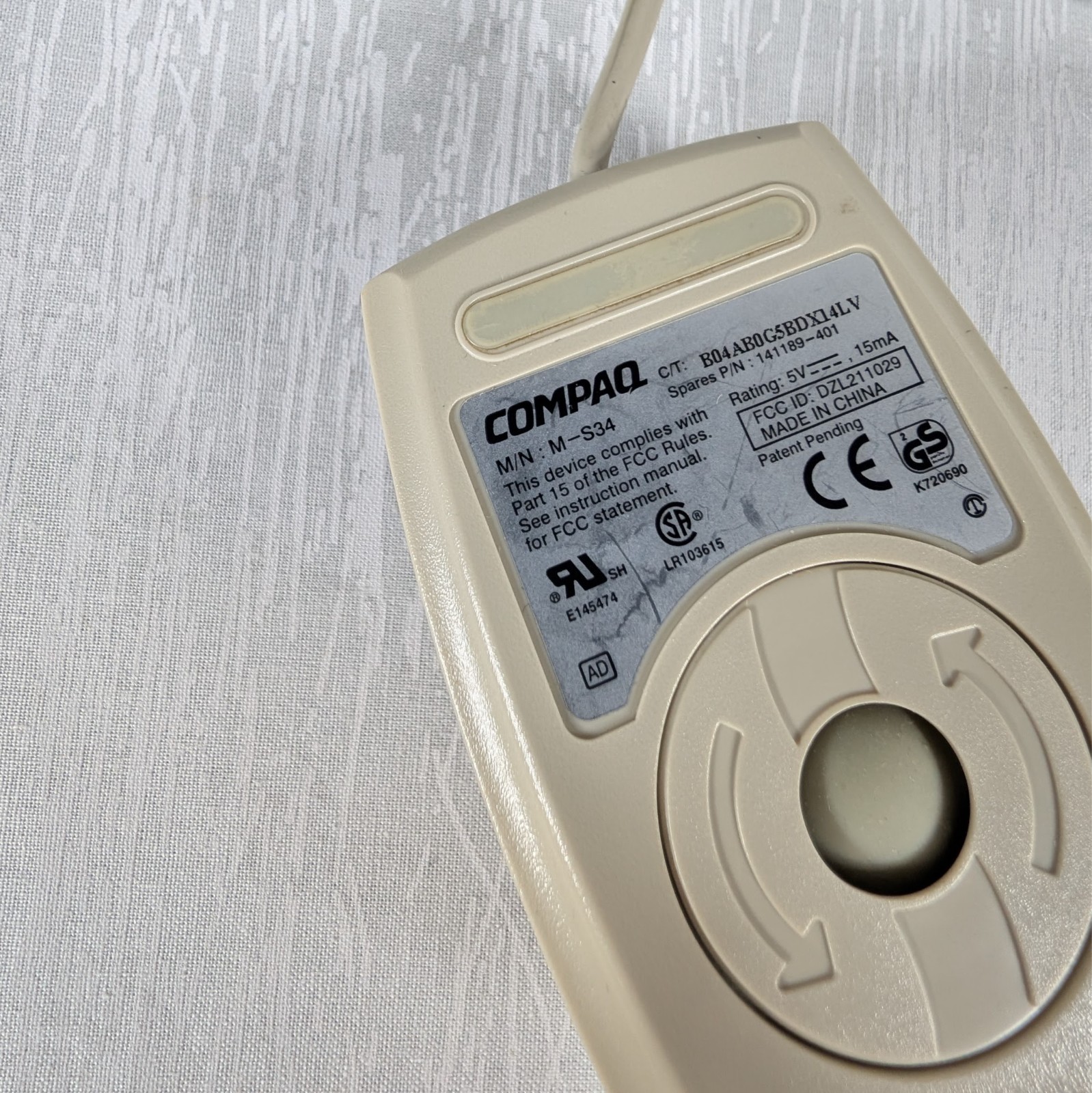 Vintage Compaq M-S34 2-button PS/2 Computer Ball Mouse