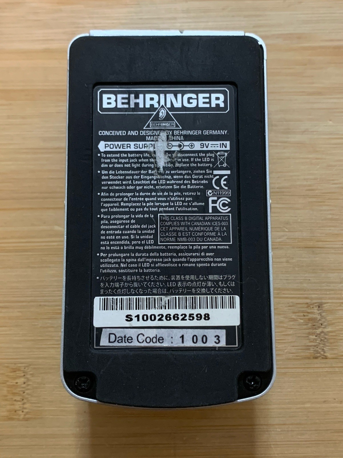 Behringer DD400 Digital Delay Guitar Pedal