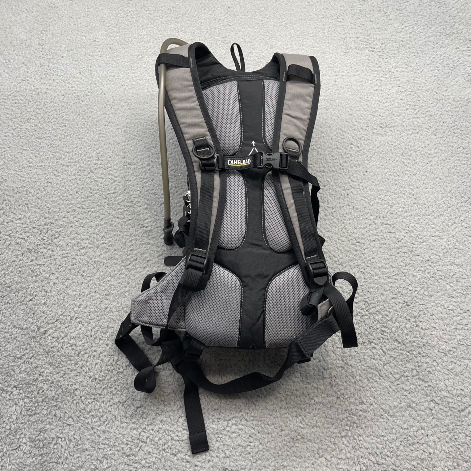 CamelBak Chaos Black Grey Hydration Pack Backpack w/ 2L Bladder Hydrate or Die
