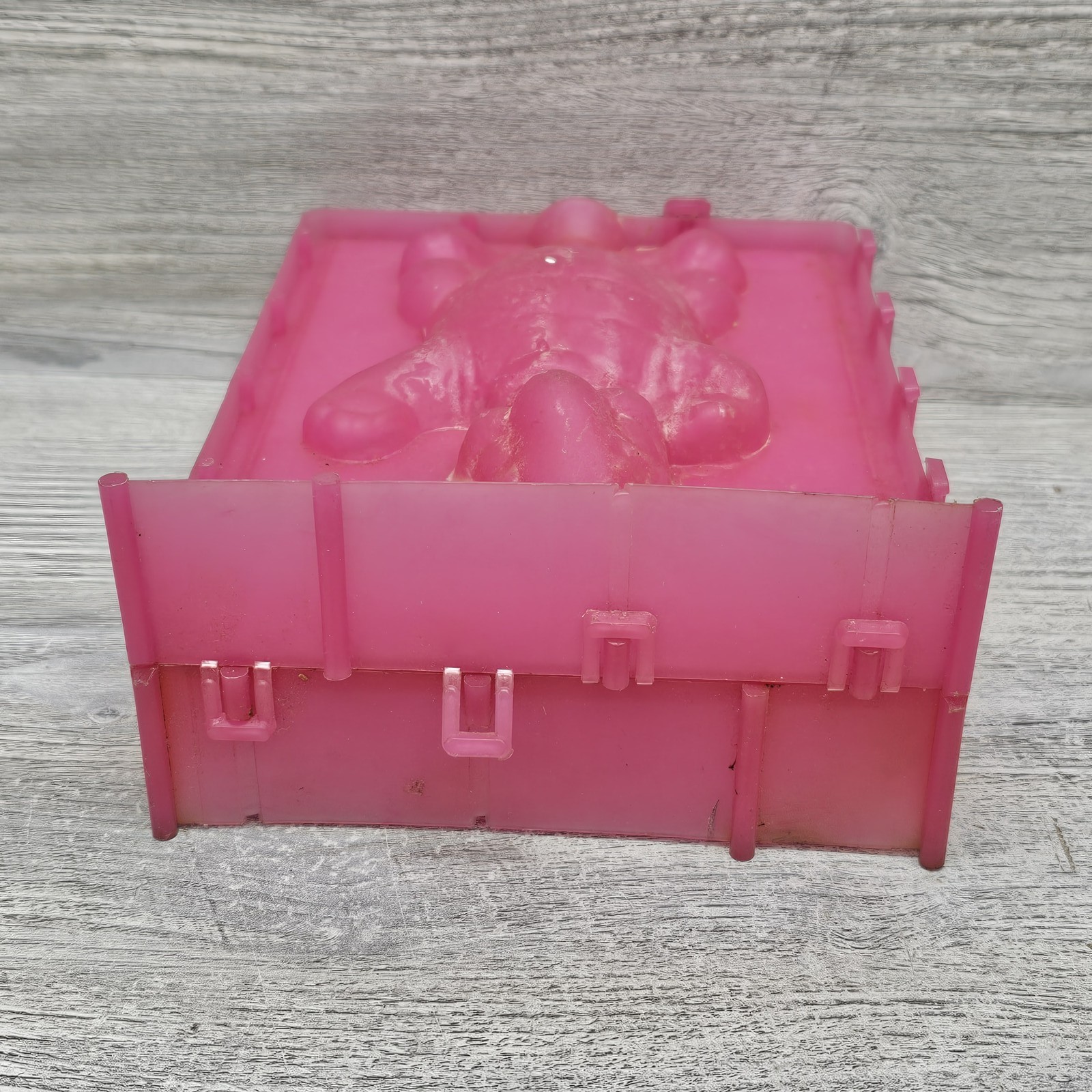 Vintage Snap It Turtle Mold Plastic Ready-Made Casting Craft 11.5 fl oz USA