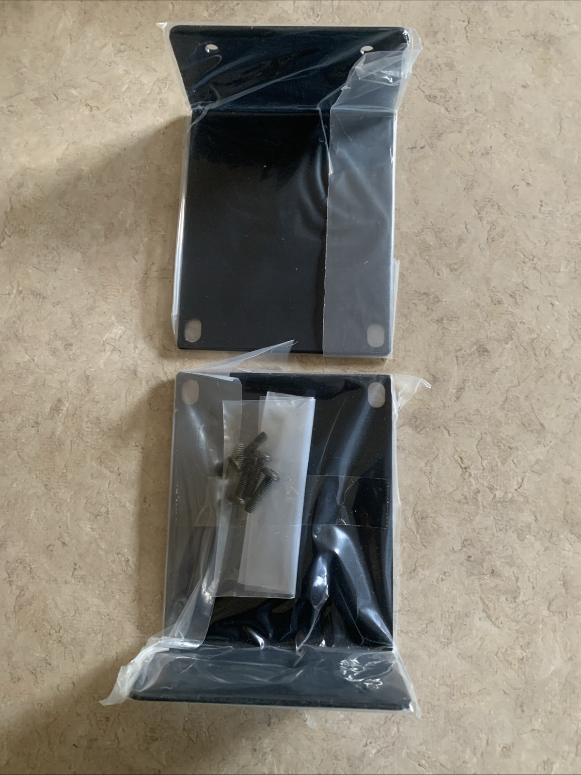 TOA MB-1000 Rack Mount Kit