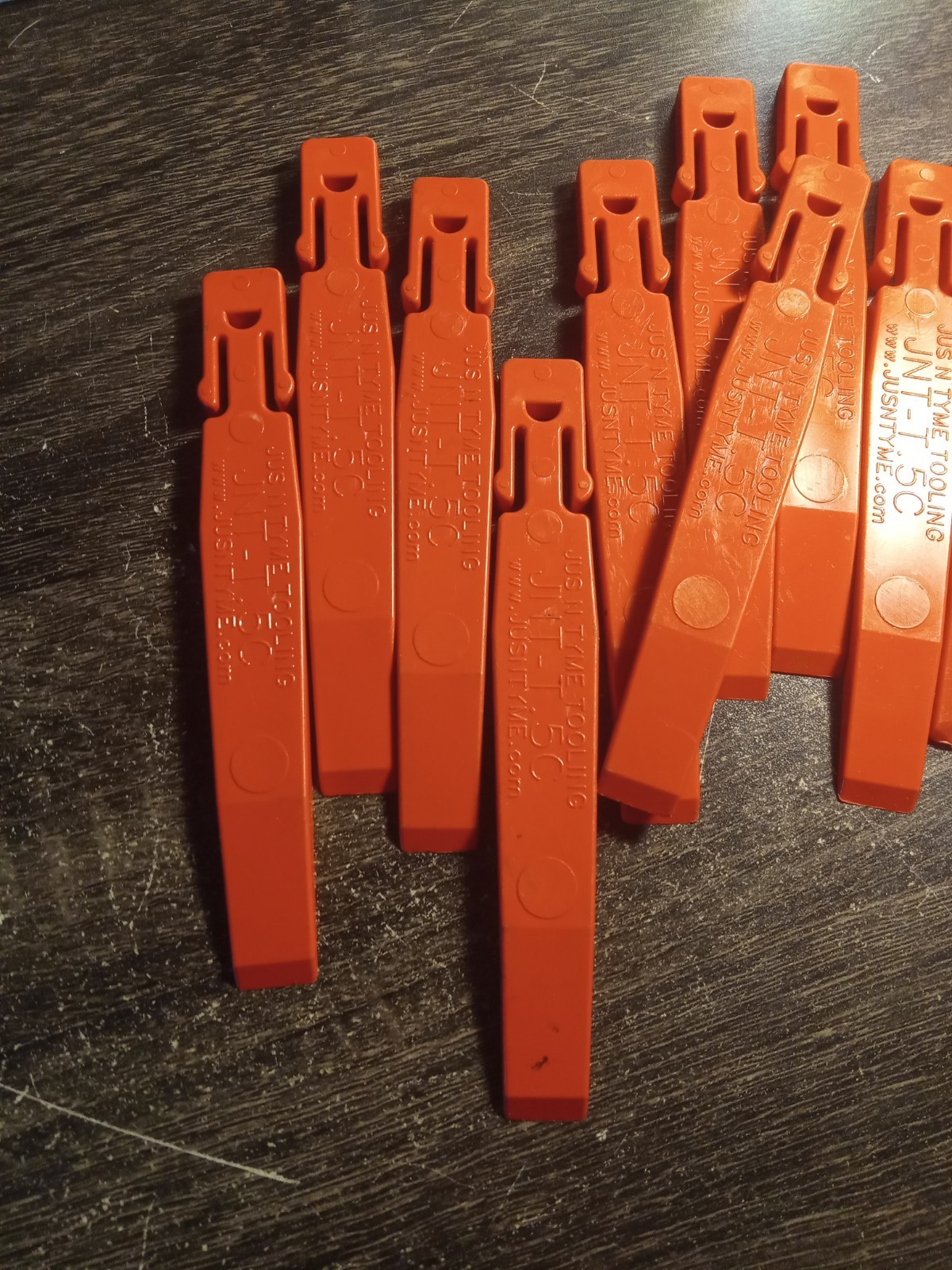 JNT-T2.0N 2-inch Red nylon scraper tips
