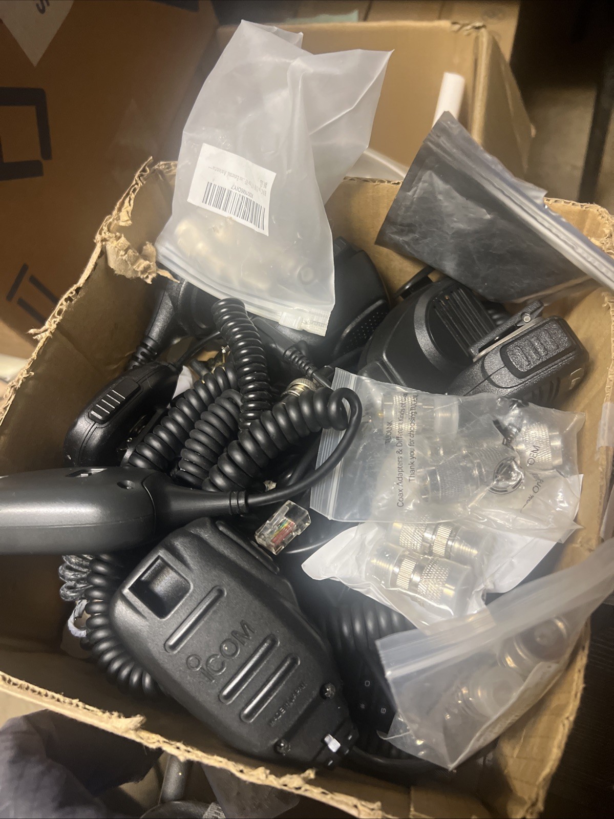 Lot of 8 CB Microphones  Kenwood Cobra Lurton Plus 15 New Coaxl Connectors.