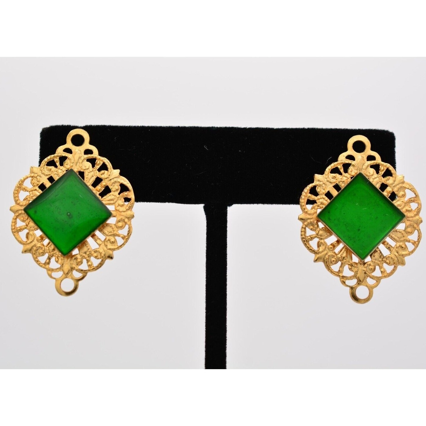 Vintage Green Enamel Earrings Antiqued Brushed Gold Lightweight 1990s BinAZ