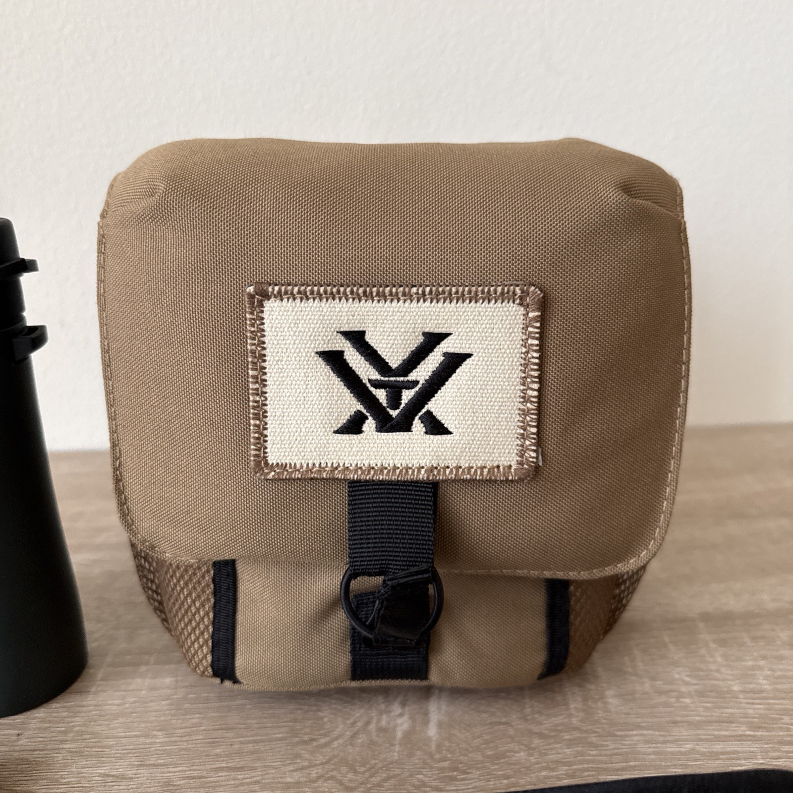 VORTEX CROSSFIRE HD 8X42 Binoculars w/ Case - Excellent
