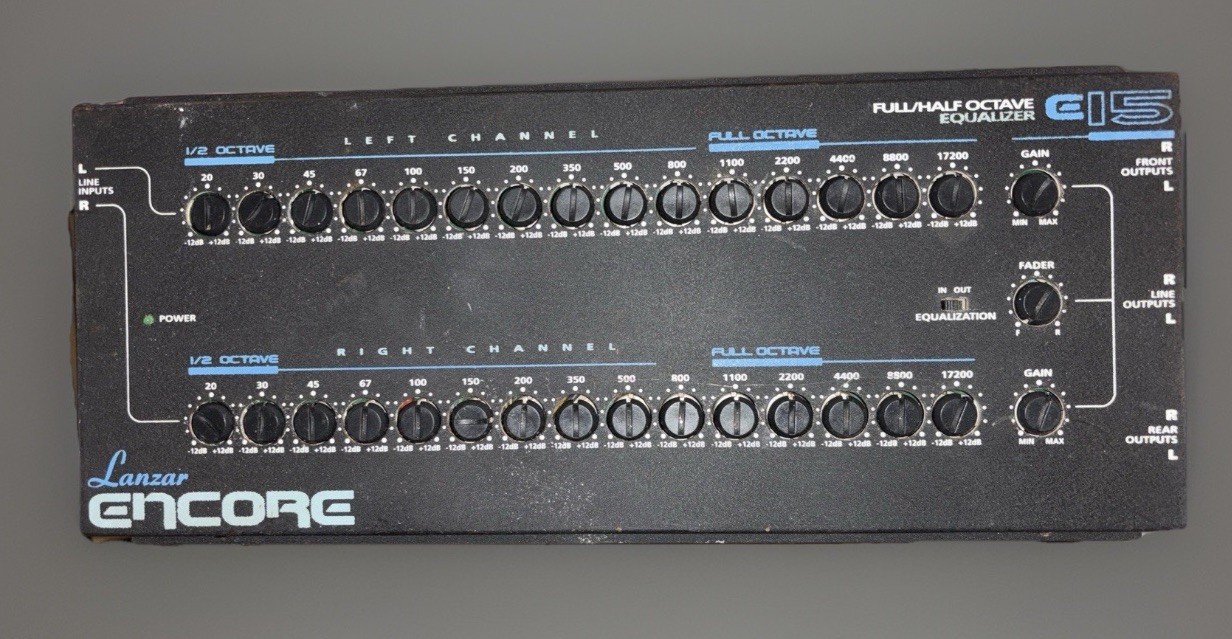 Lanzar  E15 Encore Full/Half Octave Equalizer Rare  Condition