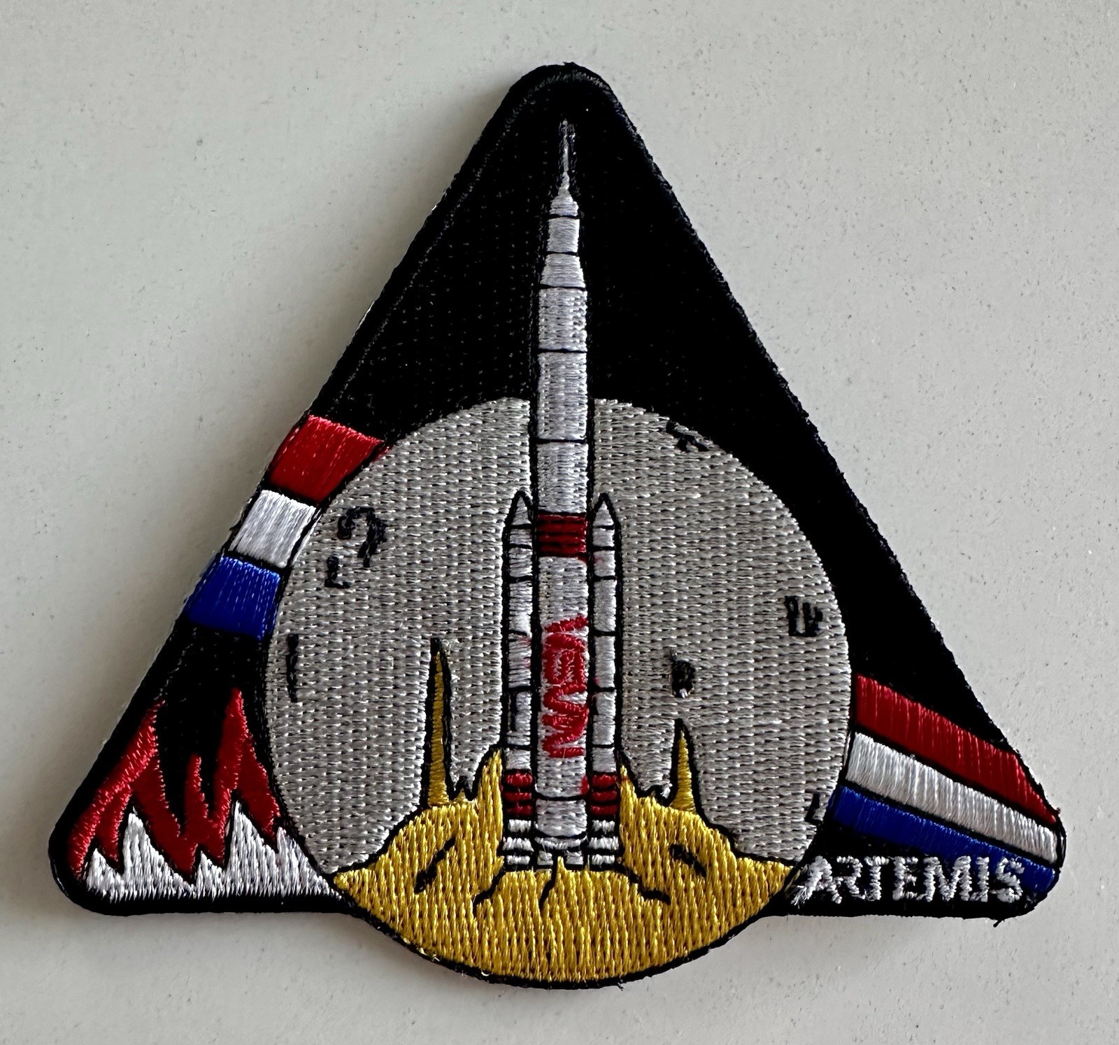 ARTEMIS PROGRAM - NASA SLS MOON ASTRONAUT MISSION PATCH - 3.5” USA EAGLE