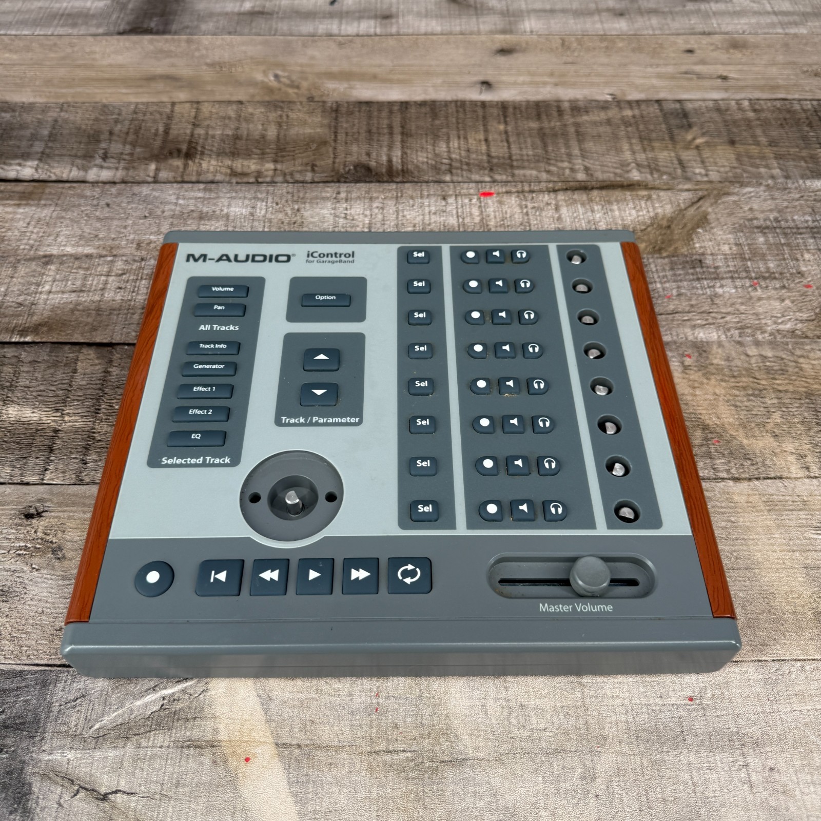 M-Audio iControl MIDI Controller For Garage Band Works