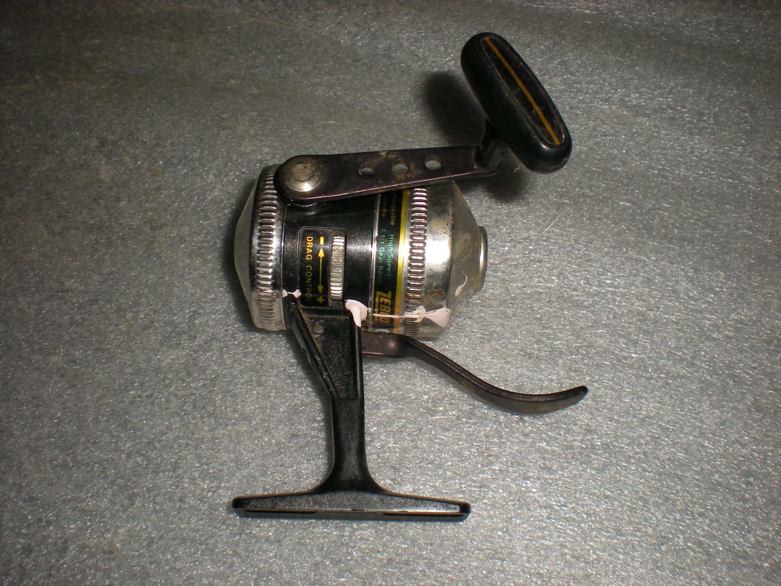 Vintage Zebco Omega 144XL Ultra Light Trigger Cast Fishing Reel FOR PARTS REPAIR