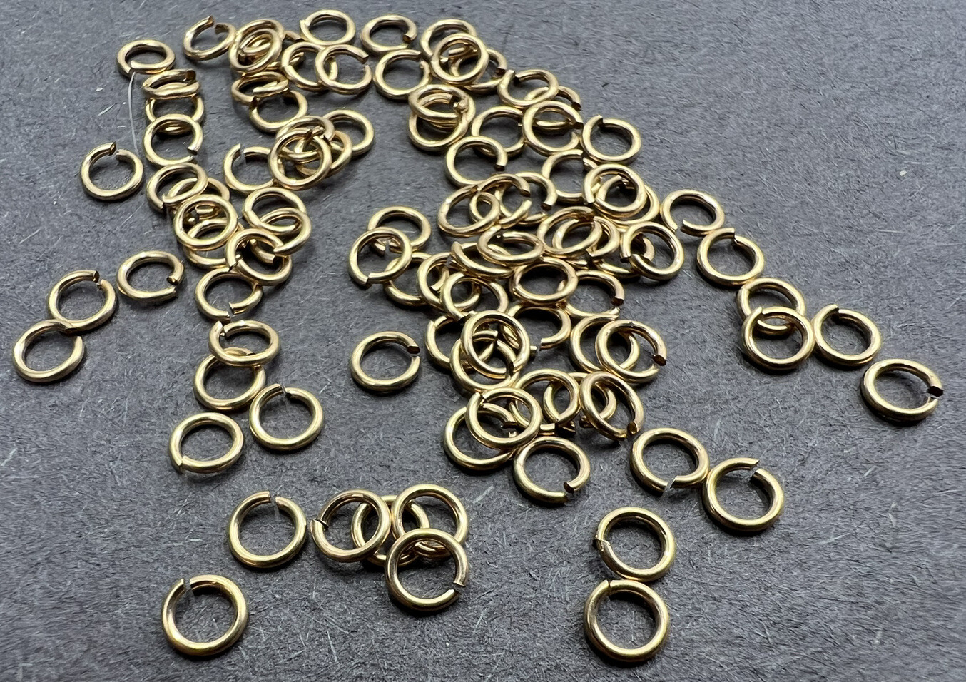 14kt gold filled open jump rings (24) 4mm