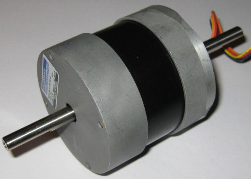 Kollmorgen Stepper Motor - 3.75 V - PJT55 - Dual 6 mm Shaft - 2.5 deg / step