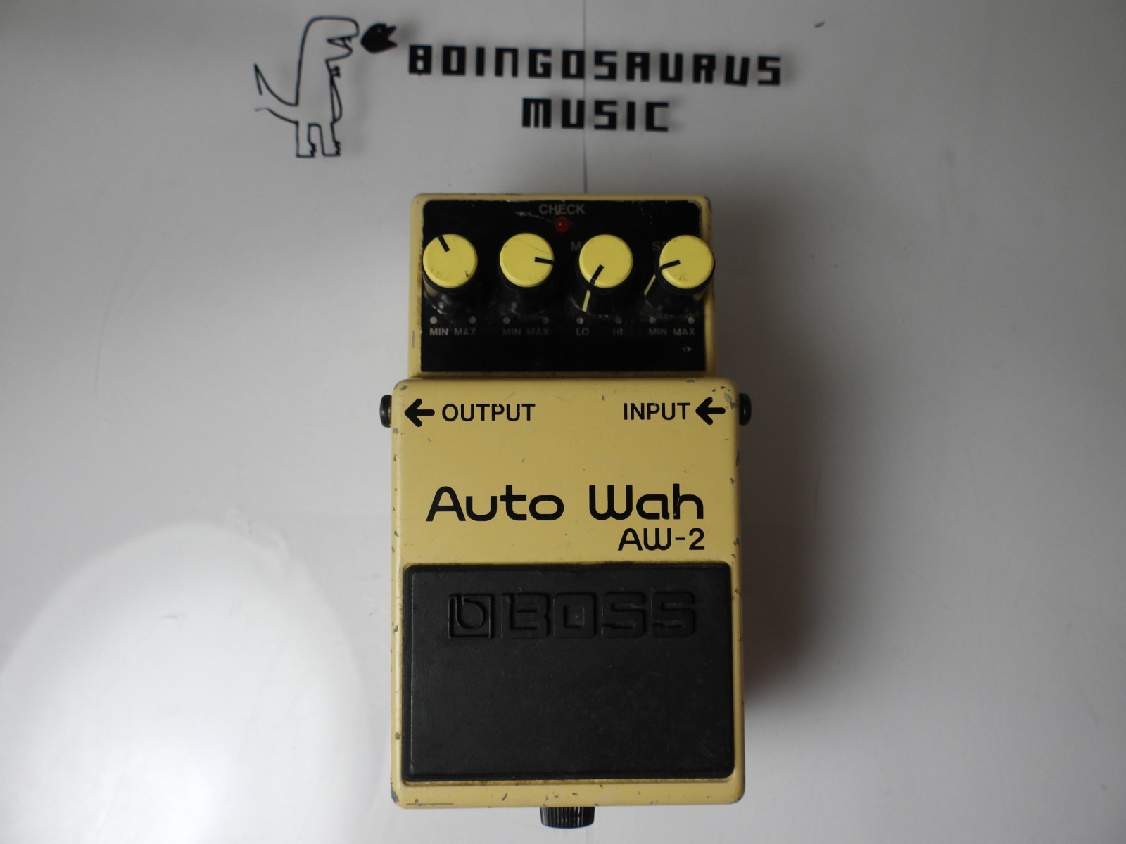 Boss AW-2 Auto Wah Effects Pedal Filter Free USA Shipping