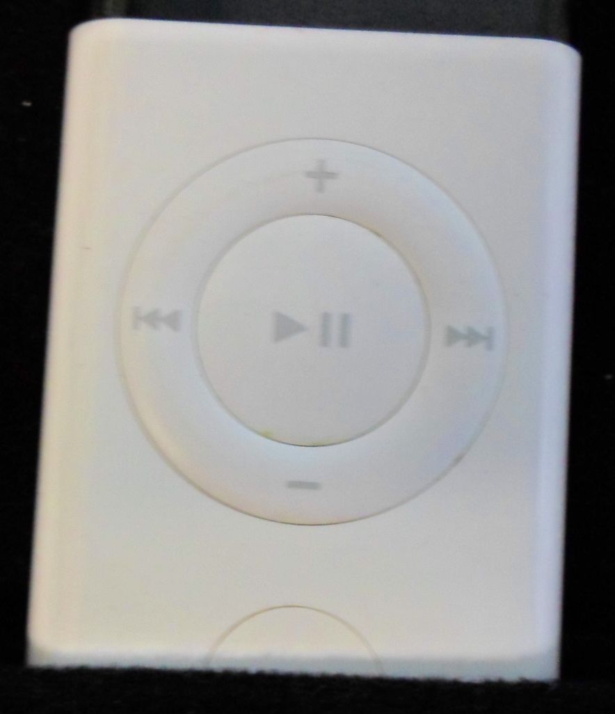 Genuine OEM Apple Remote Control Model A1156 , EMC 2086