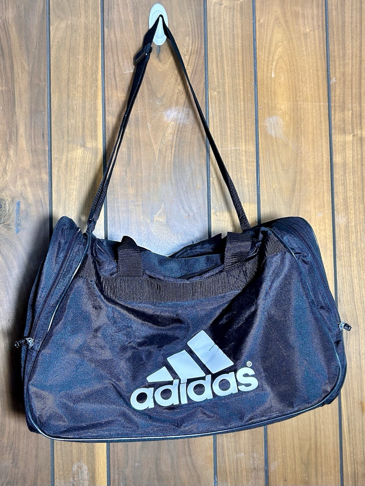 Adidas Defender IV Medium Duffle Bag Black White Logo Sports Duffle Basketball