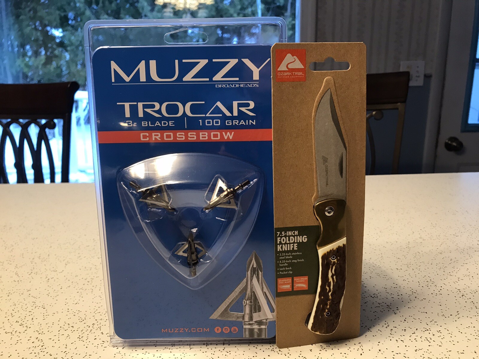 Muzzy Trocar 100 Grain Broadheads & Ozark Trail 7.5 Folding Knife   Brand New
