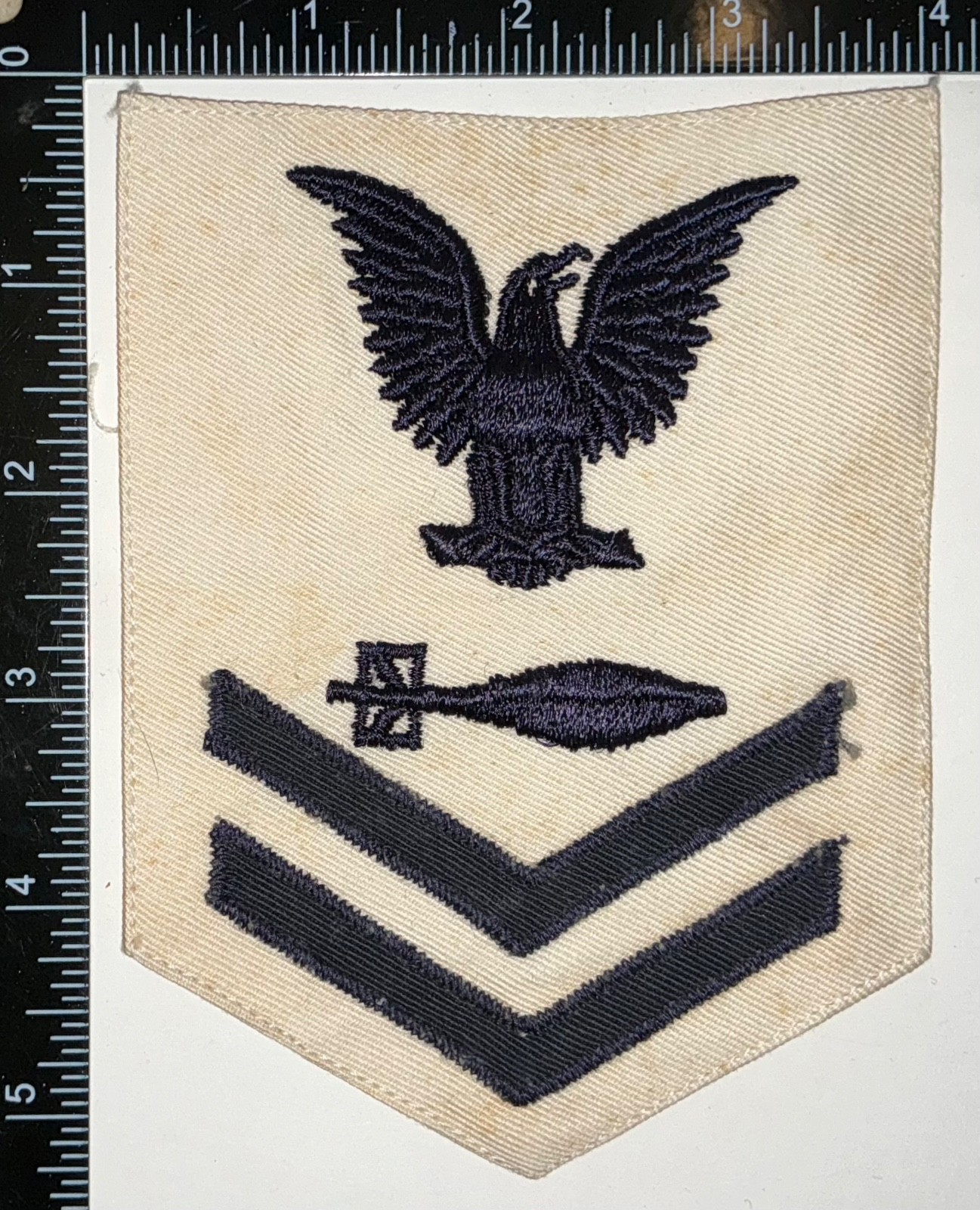 WWII LEFT FACING US NAVY USN Torpedoman Petty Officer 2nd Class Rate WHITE Patch