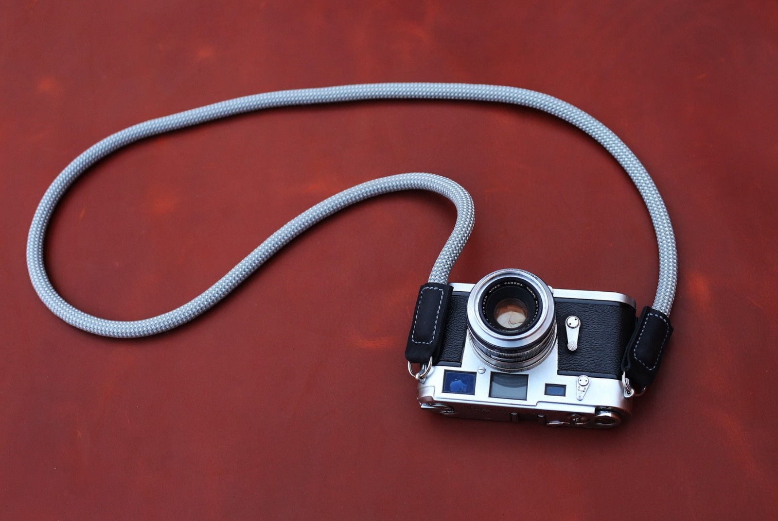 Spotted Climbing Rope Camera Strap | Crimson & Ash Grey