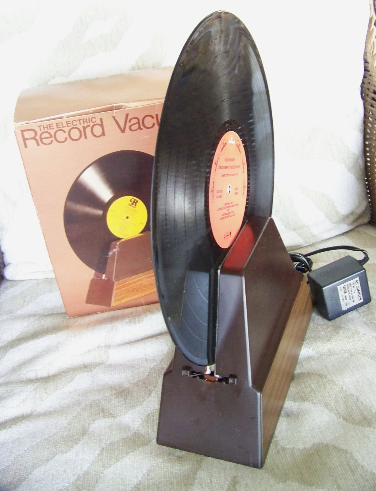 1979 Vision 2000 The Electric Record Vacuum (33 1/3 45 78 up to 12 ")