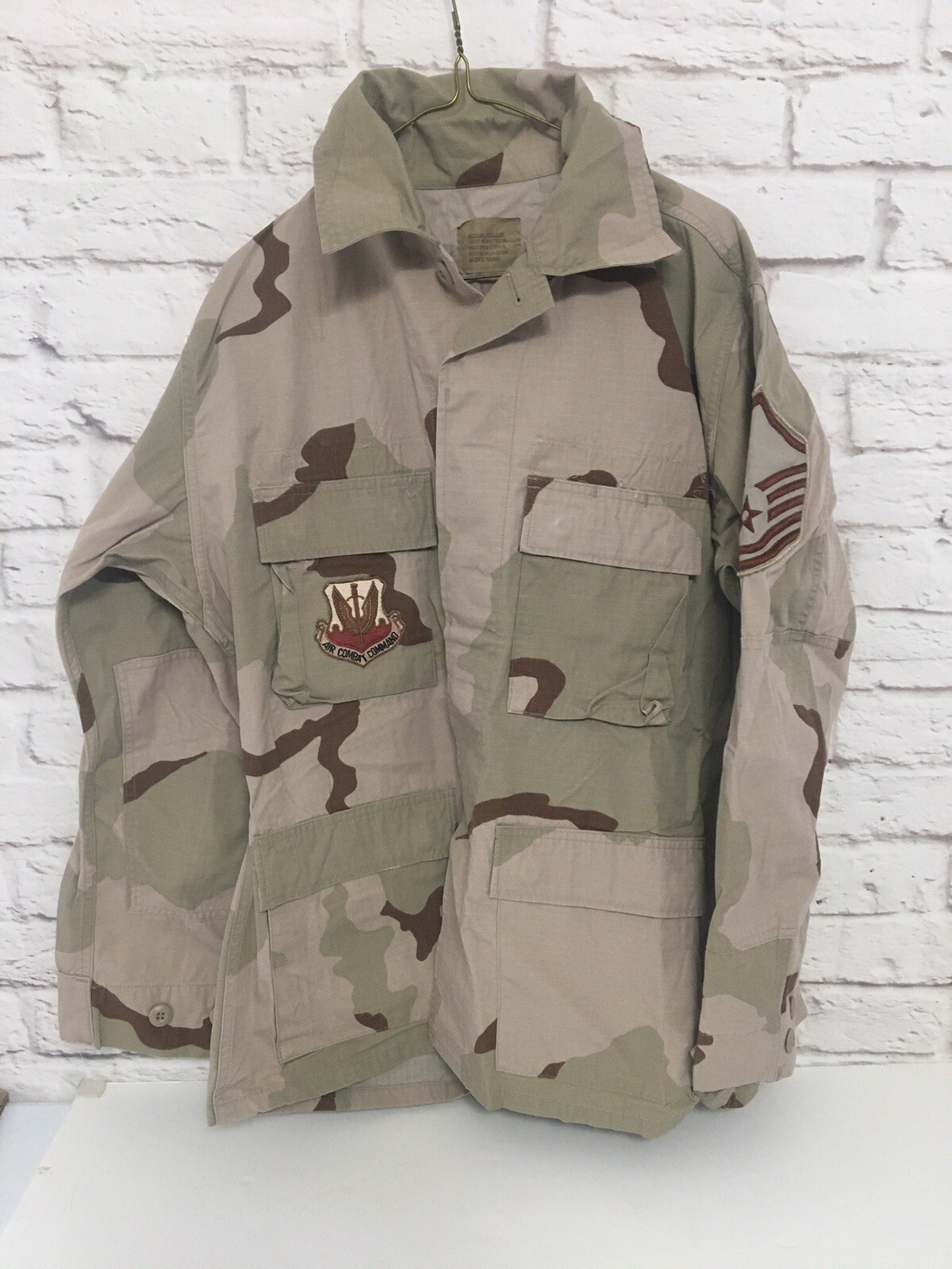 USAF Air Force Desert Camo Coat Jacket Air Combat Command Patches Size Medium