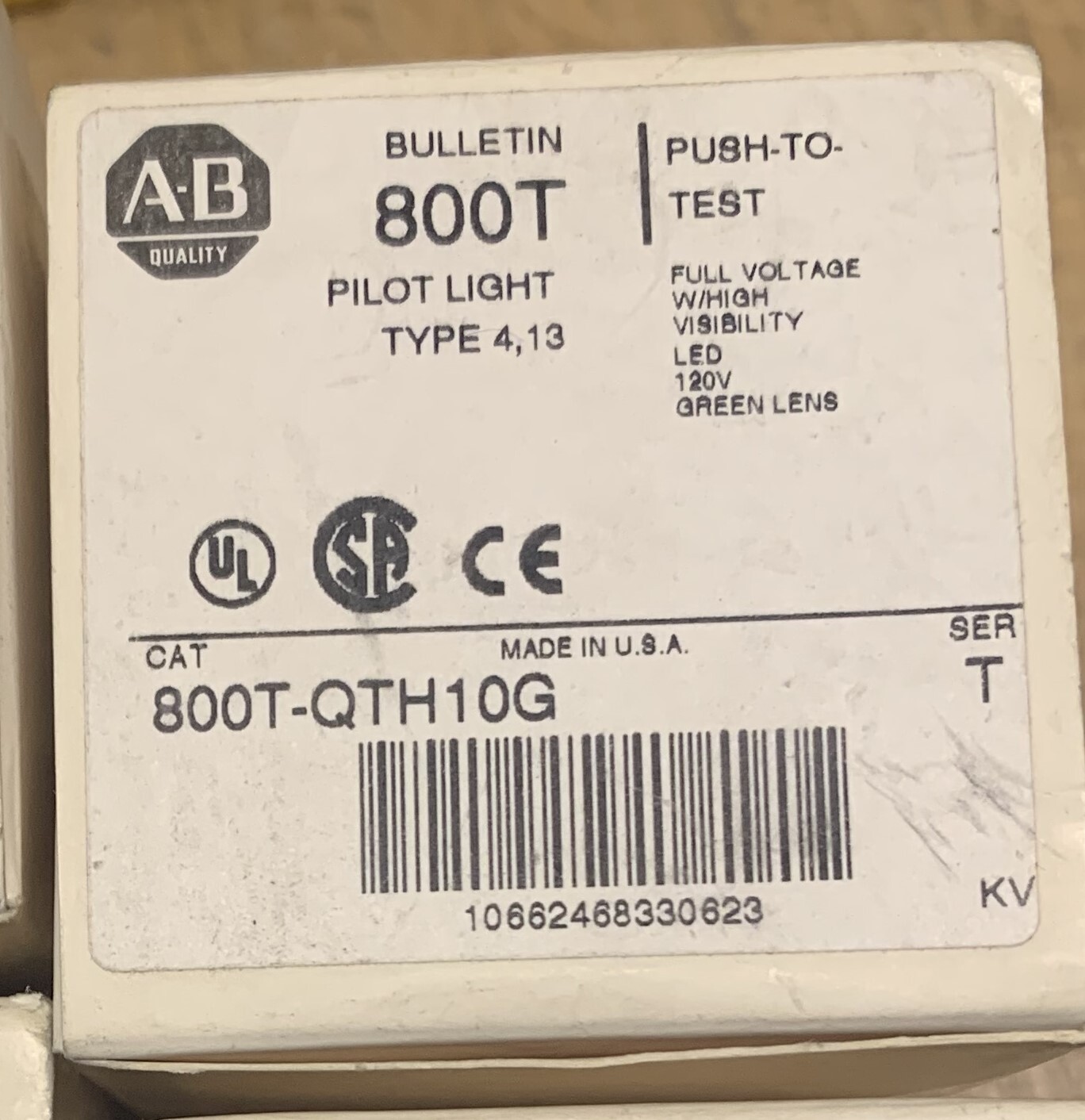 Allen Bradley 800T-QTH10G HIGH VIS LED 120V "Push To Test" Green Pilot Light-NIB
