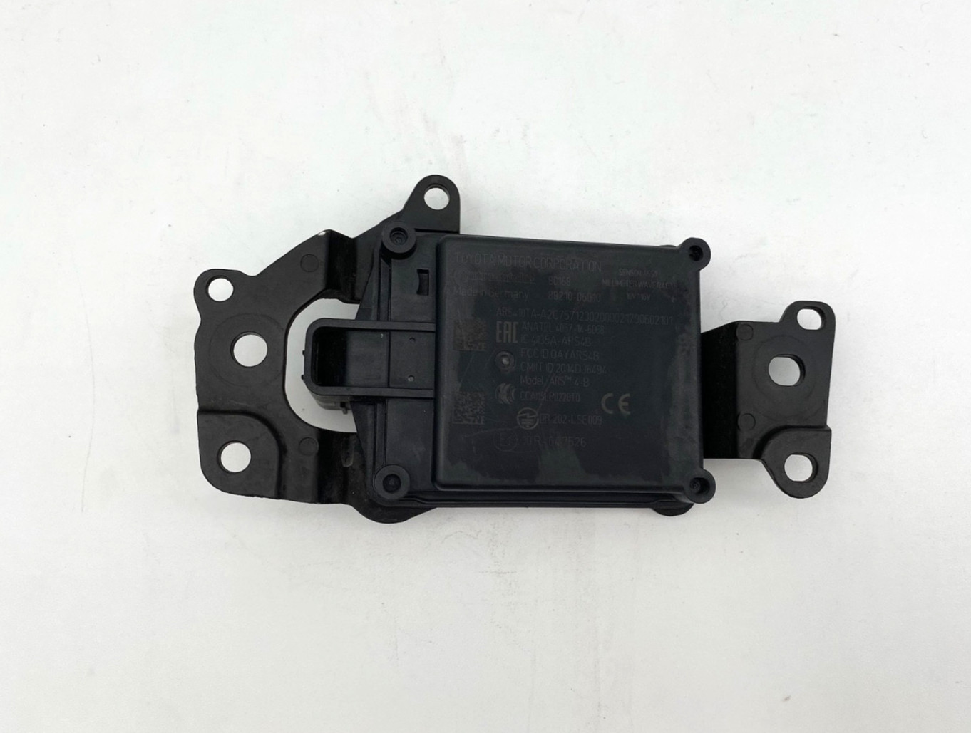 2018-19 TOYOTA CAMRY CRUISE CONTROL DISTANCE SENSOR RADAR MODULE OEM 88210-06010