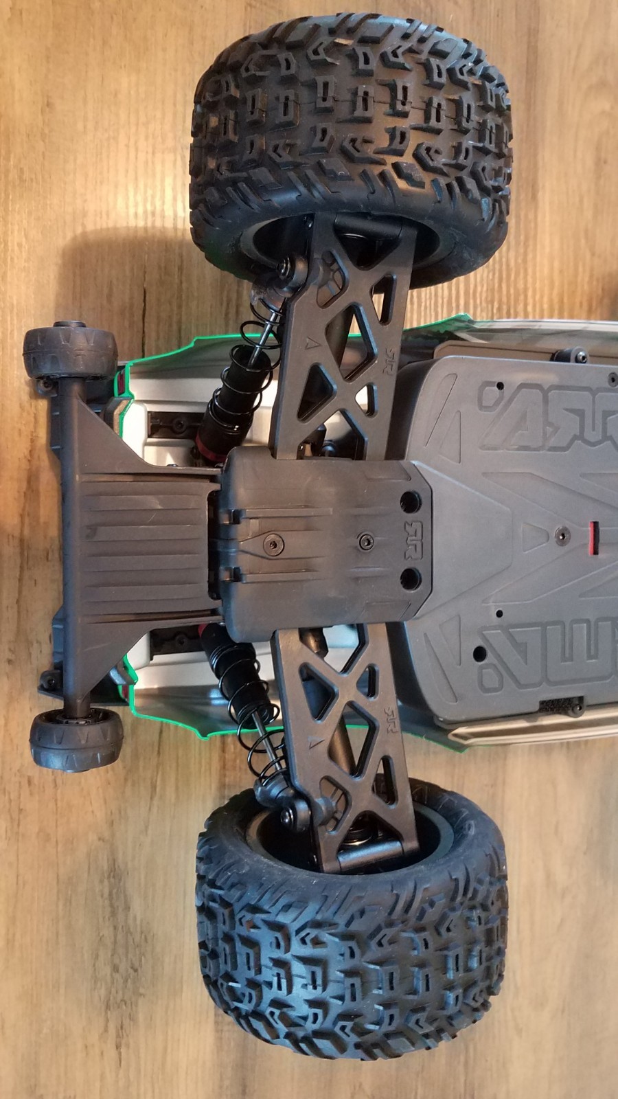 Arrma ARA4305V3T3 Vorteks 4×4 3s Blx 1:10 Scale Stadium Truck RTR Brand New