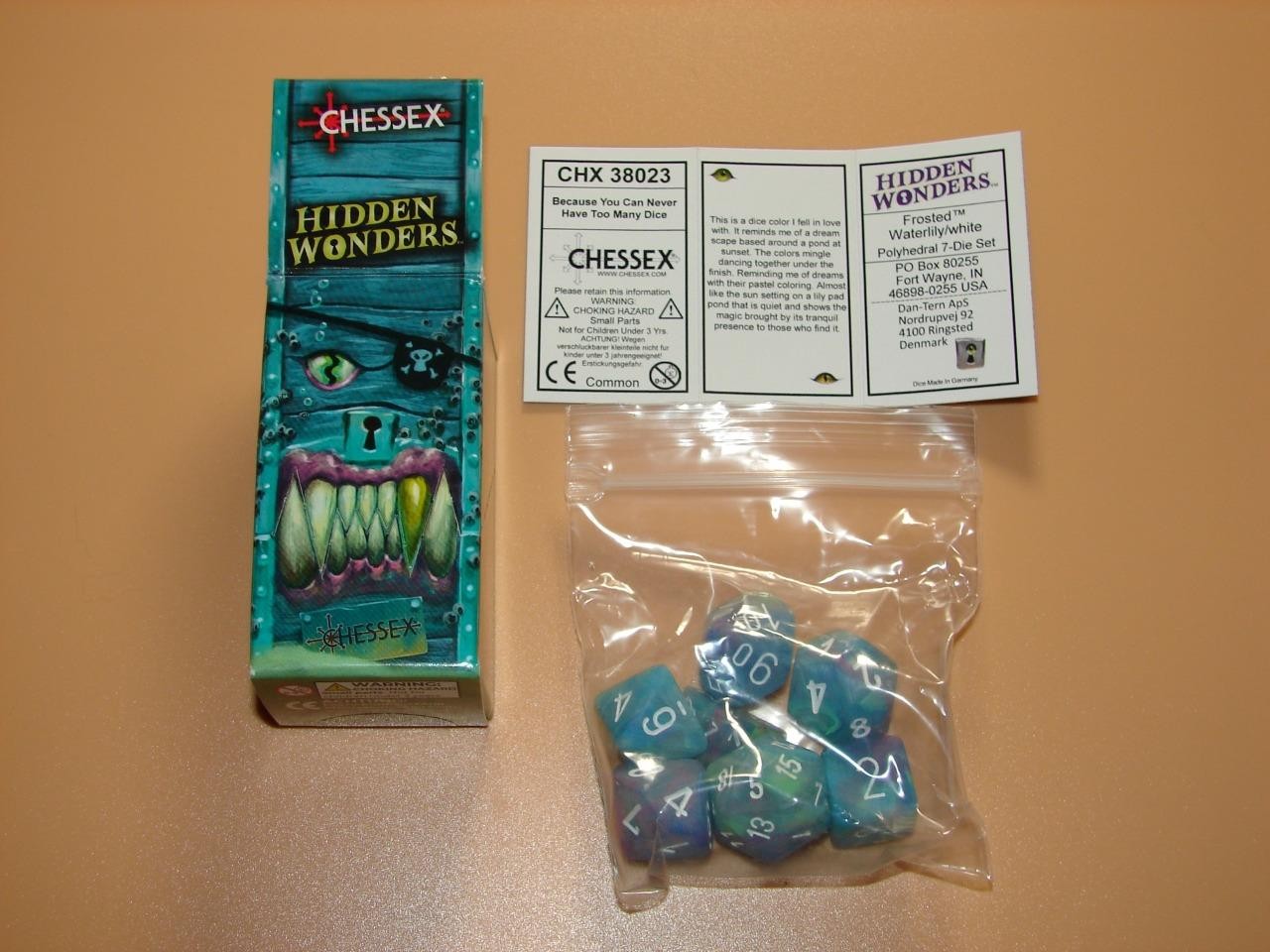 NEW Chessex Hidden Wonders - CHX 38023 - Frosted Waterlily w/ White 7-Die Set