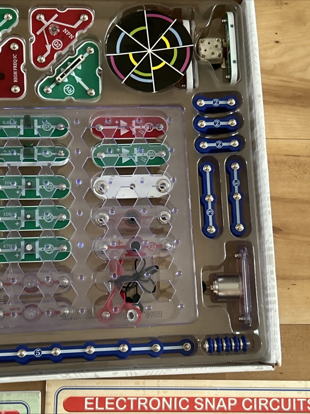 Elenco Electronic Snap Circuits Model SC-300 Project Kit Complete Great